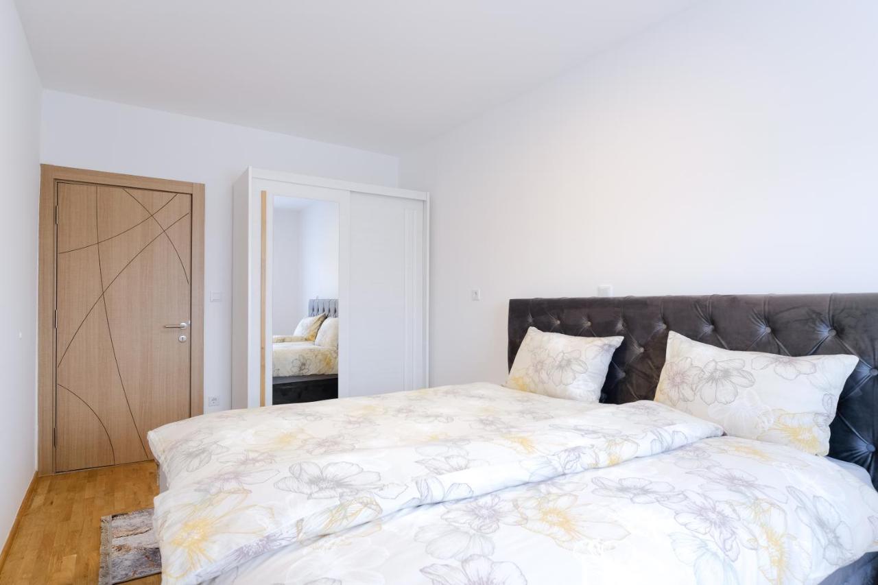ויסוקו Sara Apartments מראה חיצוני תמונה
