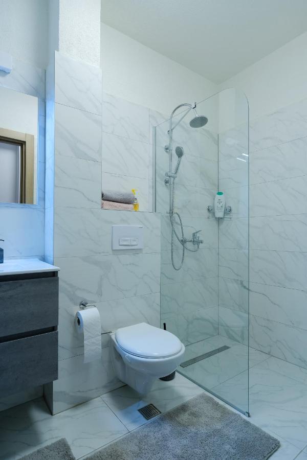 ויסוקו Sara Apartments מראה חיצוני תמונה