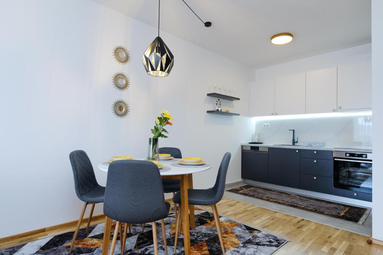 ויסוקו Sara Apartments מראה חיצוני תמונה
